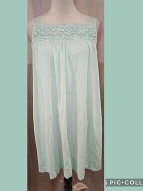 ✳️Vintage 60s/70s Gilead Mint Green Lace Nightgown✳️
